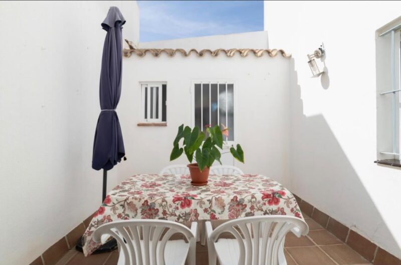 Villa Margarita | Apartamento con Terraza en el Centro de Conil